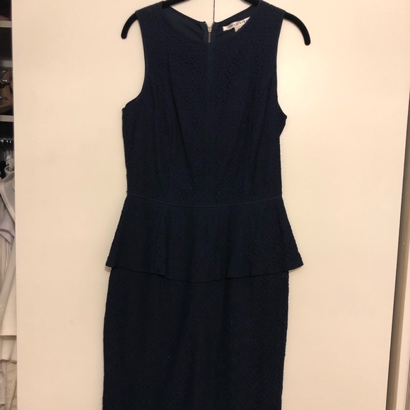 Navy lace cocktail dress - Picture 2 of 2
